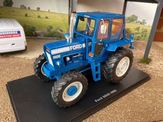 Ford 9600 4wd Tractor Limited Edition Stunning in 1:32 scale VKA Models Image