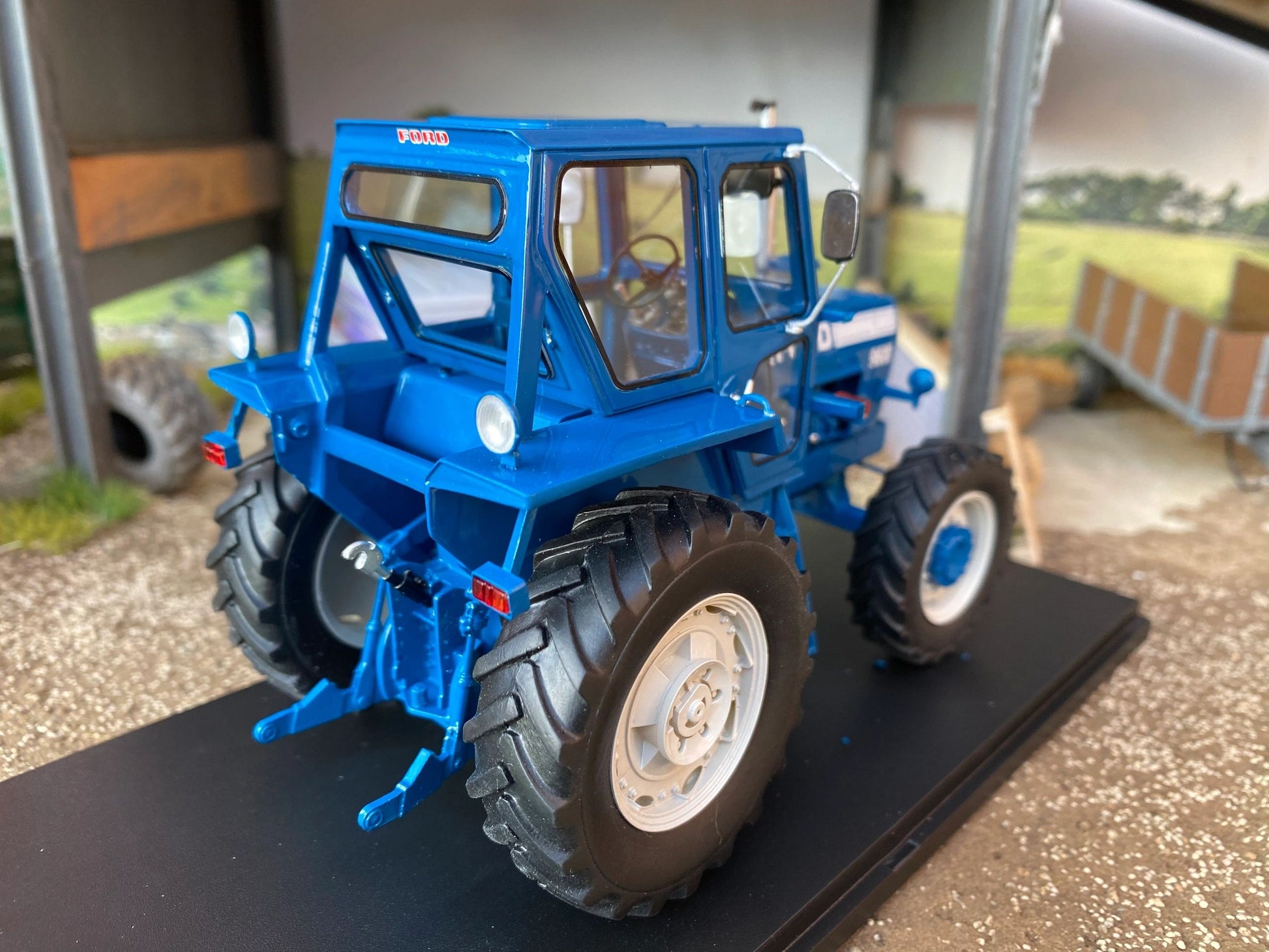 Ford 9600 4wd Tractor Limited Edition Stunning in 1:32 scale VKA Models Image 6