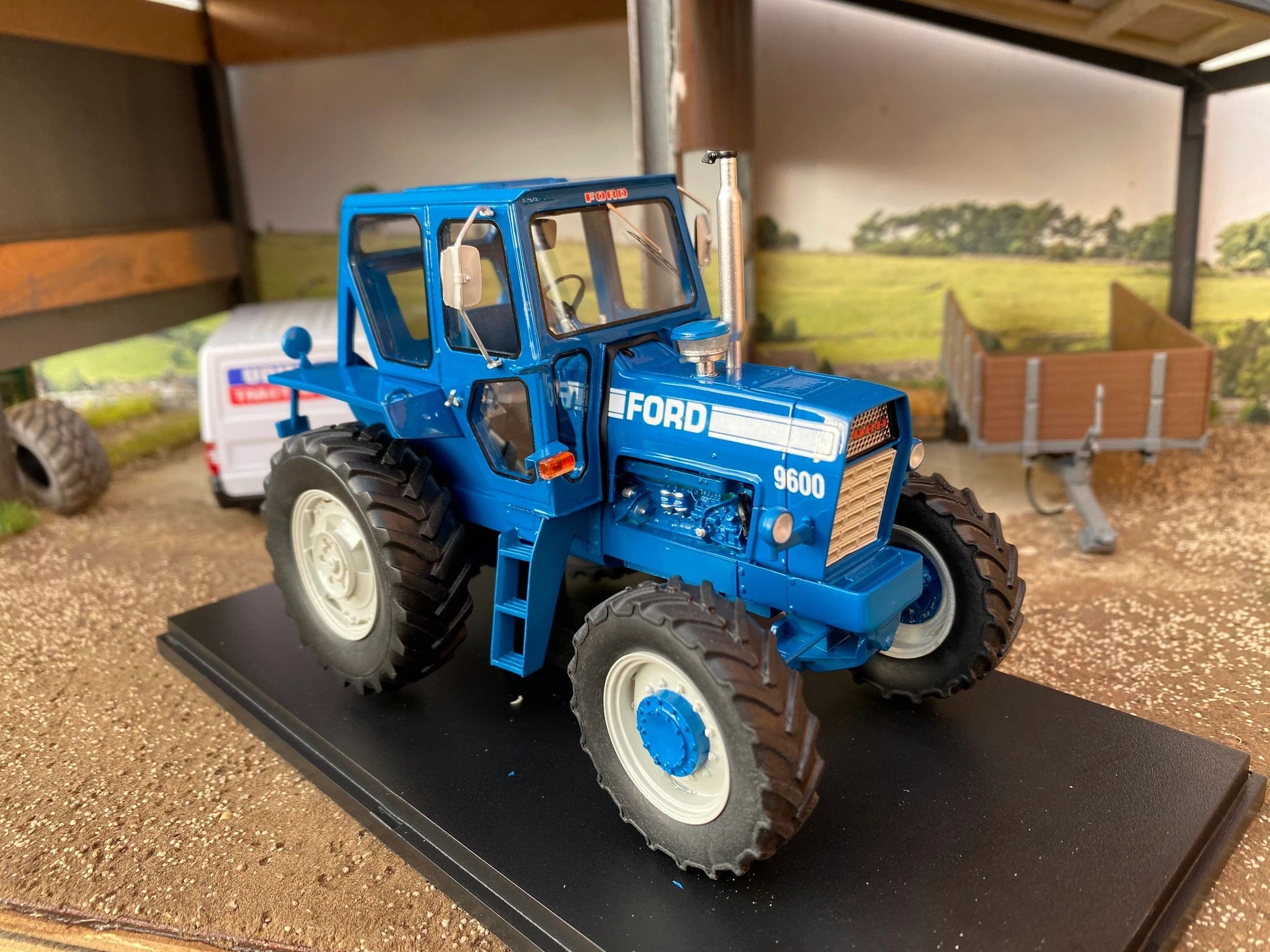 Ford 9600 4wd Tractor Limited Edition Stunning in 1:32 scale VKA Models Image 7