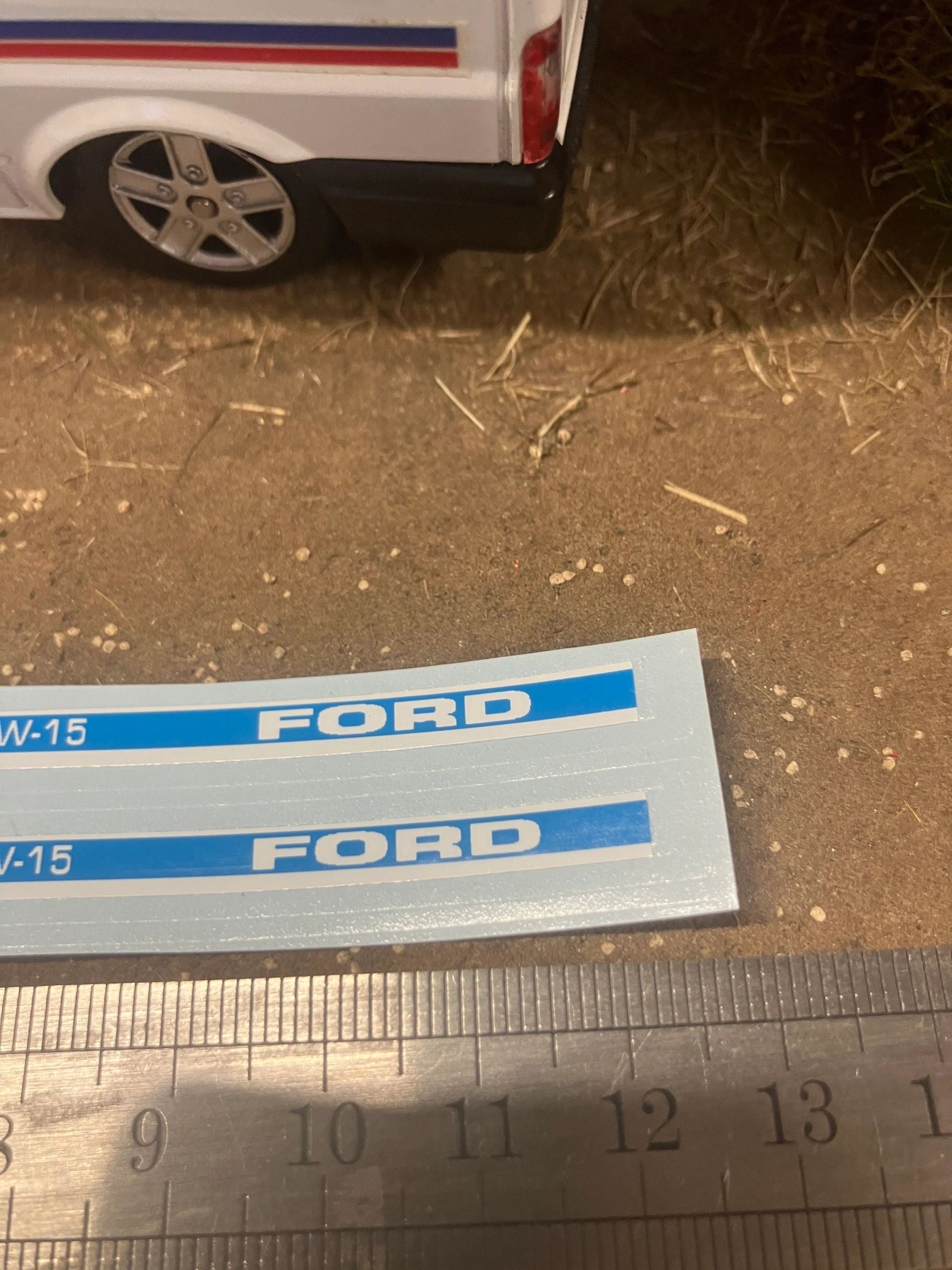 Ford TW15 mk 1 Tractor Professional pre cut High quality vinyl bonnet decals farm machinery Britains decals 1:32 scale Image 3