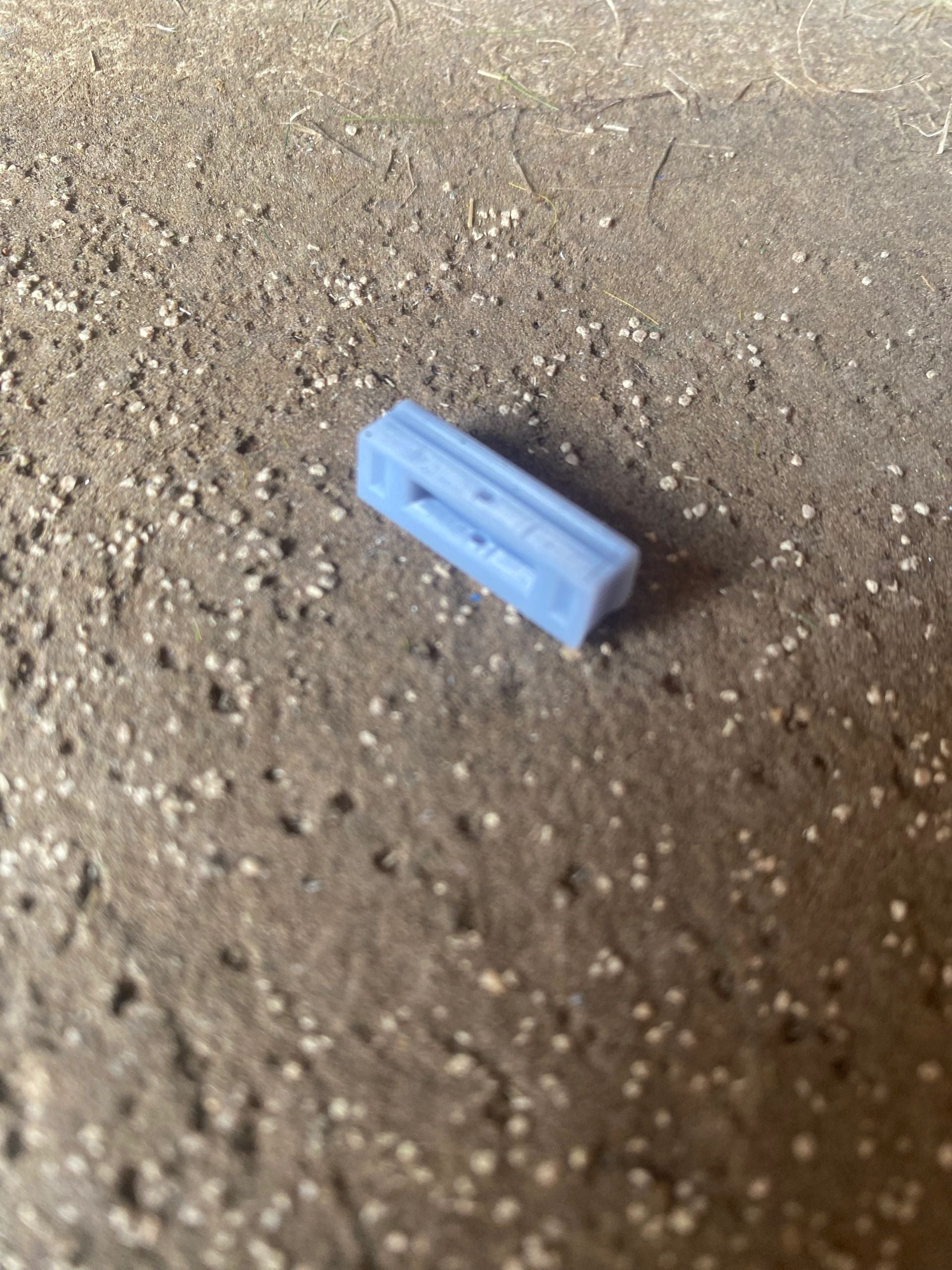 Front Weight small Tombstones 1:32 scale Image