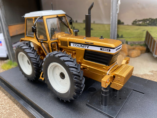 GOLD County 1884 Tractor Conversion 1:32 scale Image