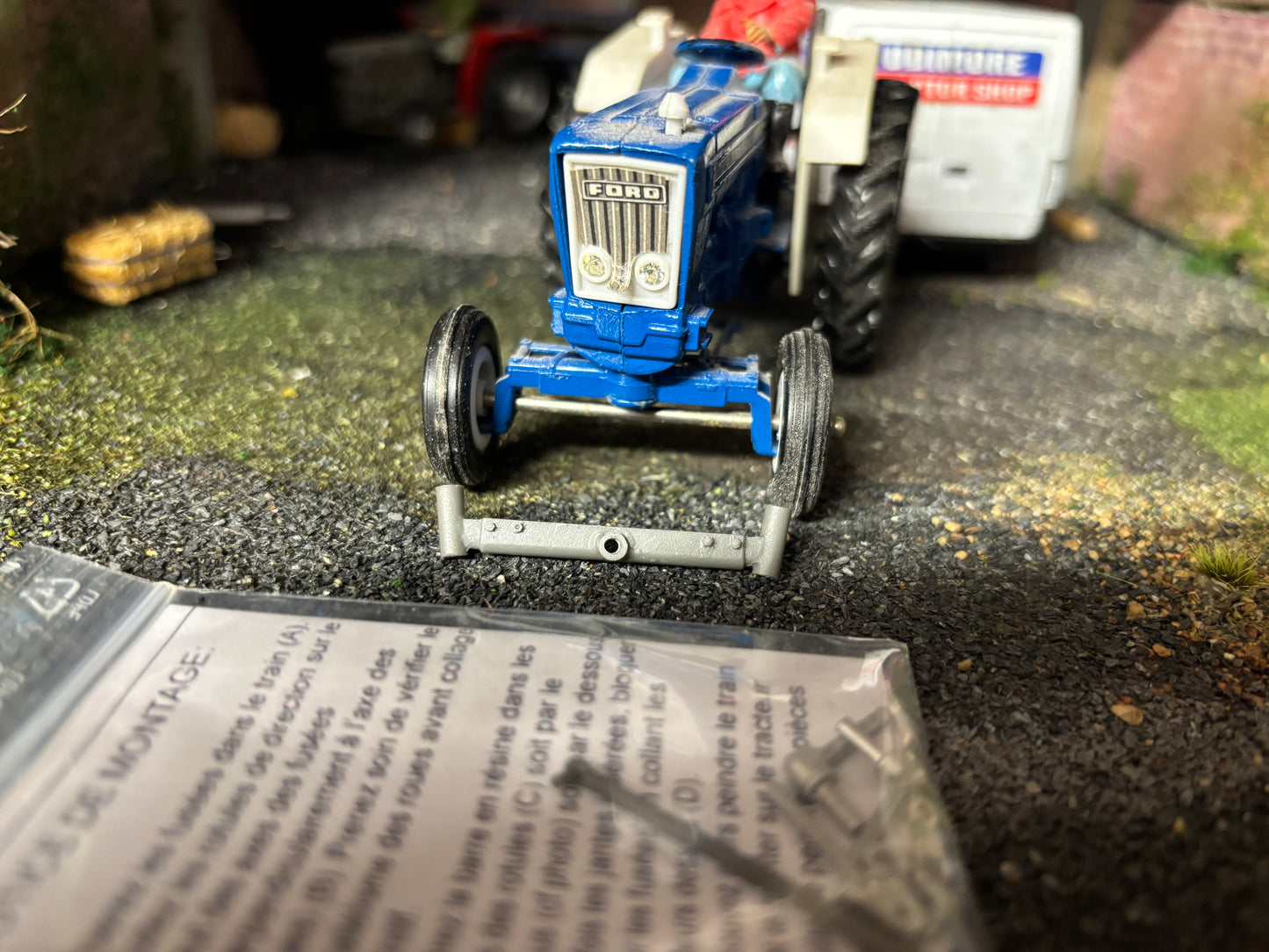 04514 Tractor Front axle 2wd Farm machinery Tractor Artisan32 1:32 scale Britains