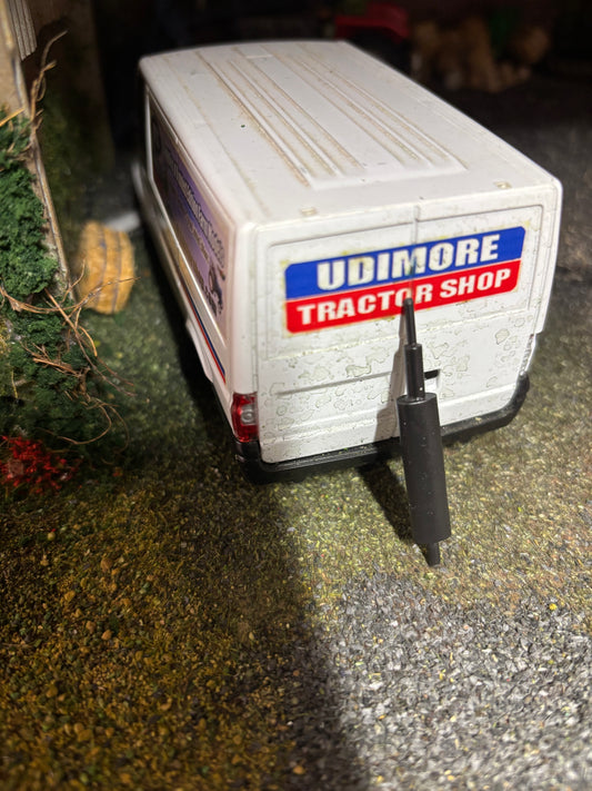 04563 Tractor Exhaust 3 Artisan32 farm machinery 1:32 scale