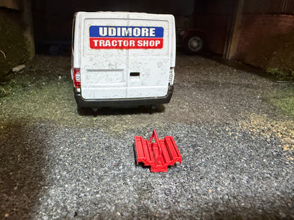 Agri Modelbouw Red Toolbox Type 1 – 1:32 Scale Farm Workshop Accessory – AM-06019