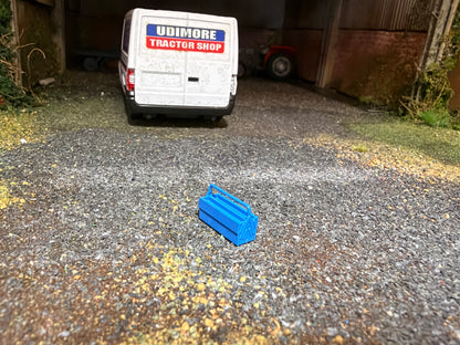 Agri Modelbouw Blue Toolbox Type 2 – 1:32 Scale Farm Workshop Accessory – AM-06023