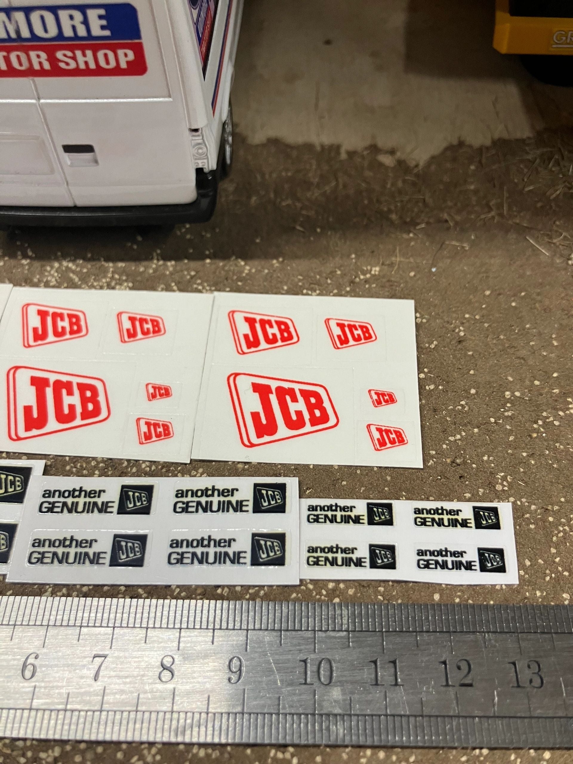 JCB construction x 27 decal pack 1:32 scale Professional pre cut High quality vinyl JCB construction loadall Tractor trailer farm machinery decals Image 4
