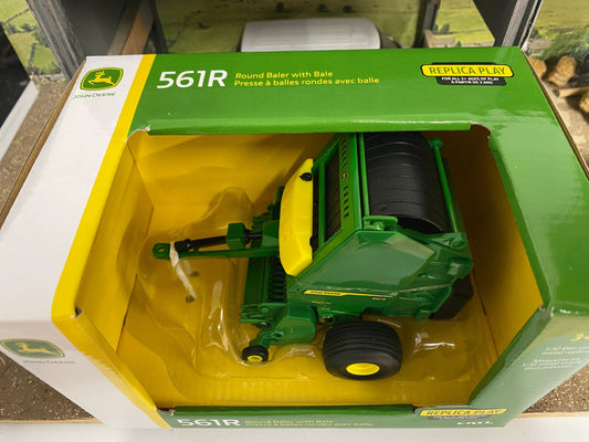 John Deere 561R Round Baler 1:32 scale ERTL 45901 Image 2