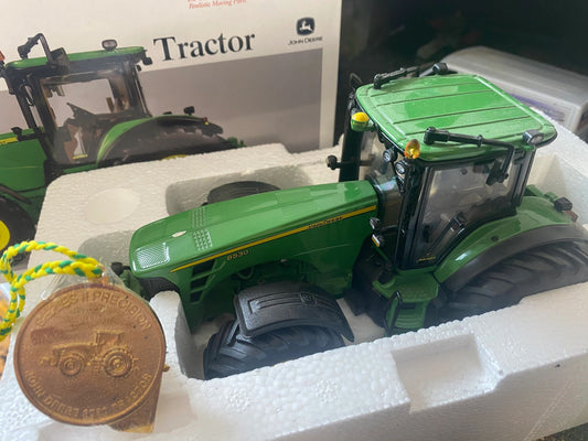John Deere 8530 Precision Tractor 1:32 scale ERTL coin brochure etc Image