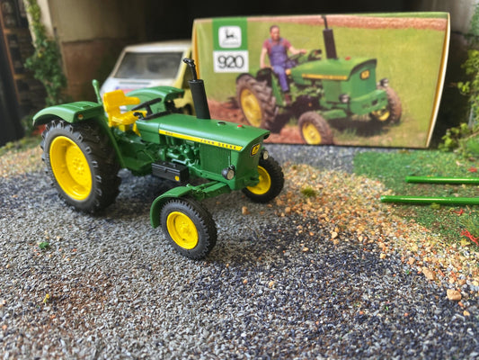 John Deere 920 Tractor Metal 1:32 scale Limited Edition Minitrac Image 2