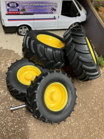 John Deere Tractor wheel set 1:32 scale 51mm x 20mm , 67mm x 24mm wiking Siku Image 3