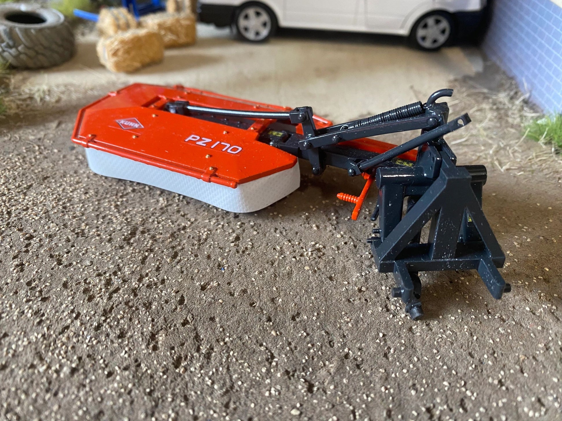 Kuhn PZ 170 drum mower Scratch Built 1:32 scale Image 6