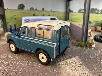 Land Rover Series 3 88 Safari roof marine Blue Marge Models 1:32 scale new boxed MM2421-01 Image 5