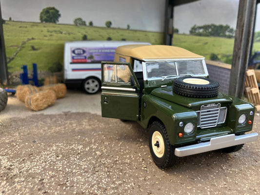 Land Rover Series 3 88 Soft top Deep Bronze Green Marge Models 1:32 scale new boxed MM2420-03 Image 2