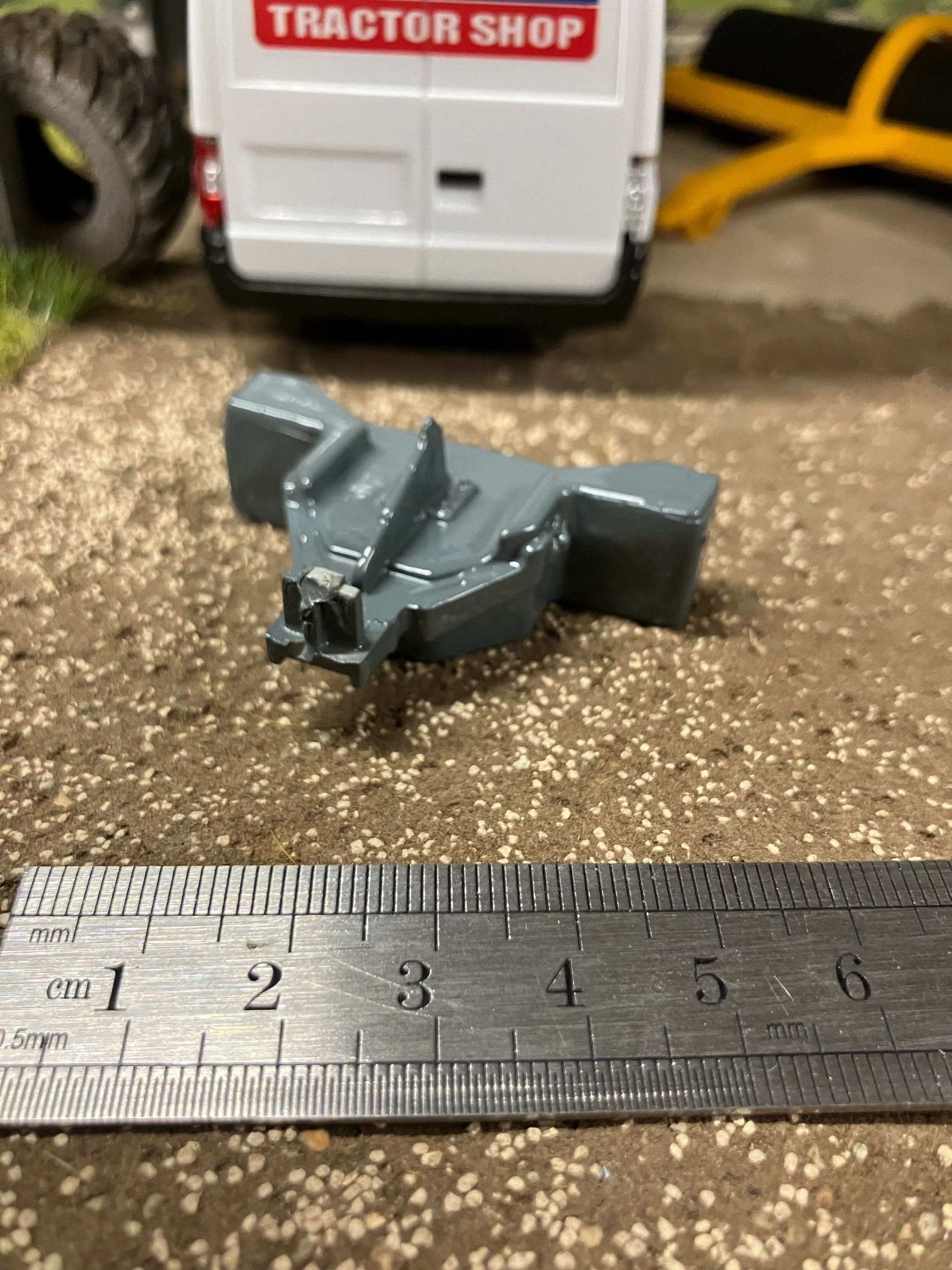 Large Front weight tractor system farm 1:32 scale Image 4