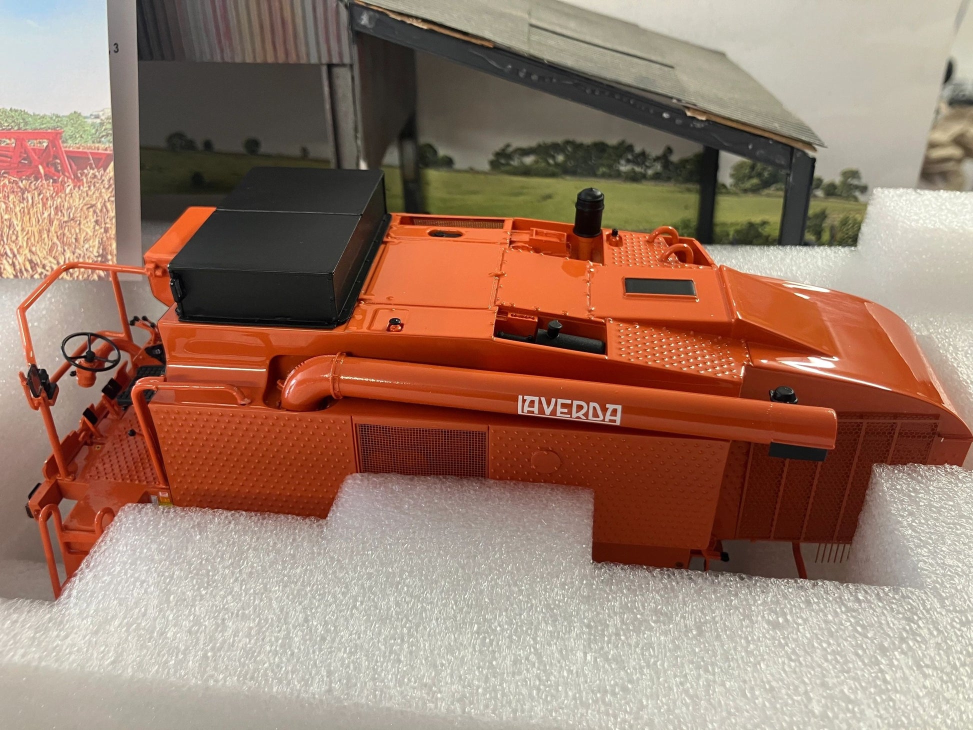 Laverda M152 Combine Harvester Limited Edition Stunning in 1:32 scale VKA Models COLLECTION ONLY Image 10