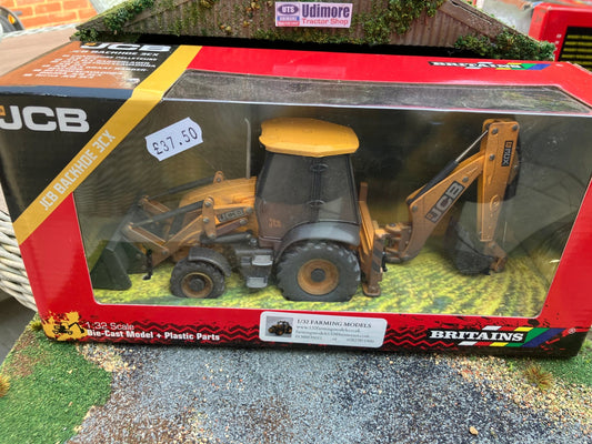 Lightly weathered Britains JCB Backhoe 3CX conversion 1:32 scale New BOXED 46702A1 Image
