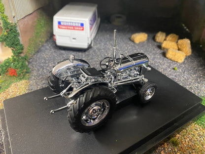 Limited Edition Massey Ferguson 35x Chrome 1:32 scale Universal Hobbies UH4114 Tractorworld 2012 show model Image 6