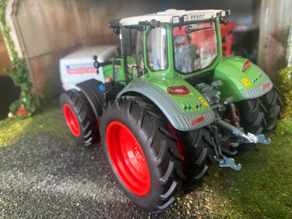 Limited Edition Prestige Wiking Fendt 726 tractor with row crop duals 1:32 scale Boxed Image 5