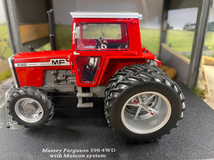 Limited Edition Universal Hobbies Massey Ferguson 590 4wd Tractor red cab rear Molcon duals BOXED 1:32 scale UH6766 Image 3