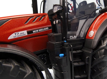 Limited Edition Universal Hobbies New Holland T7.300 Fiat Centenario Tractor BOXED 1:32 scale UH6797 Image 8
