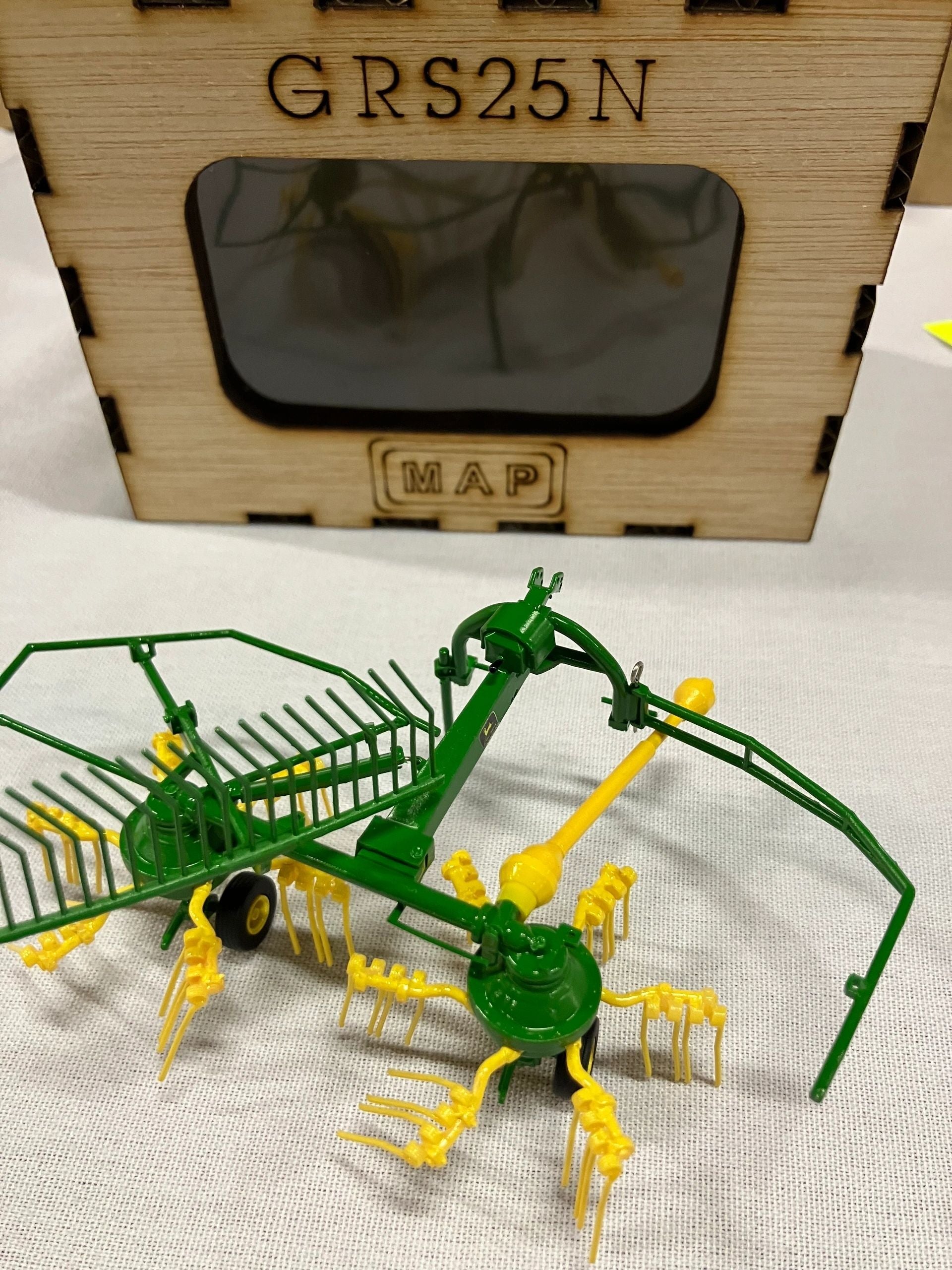Josh Teder Rake MAP Miniagripassion John Deere GRS 25 N Tedder Rake Scratch built COLL ...