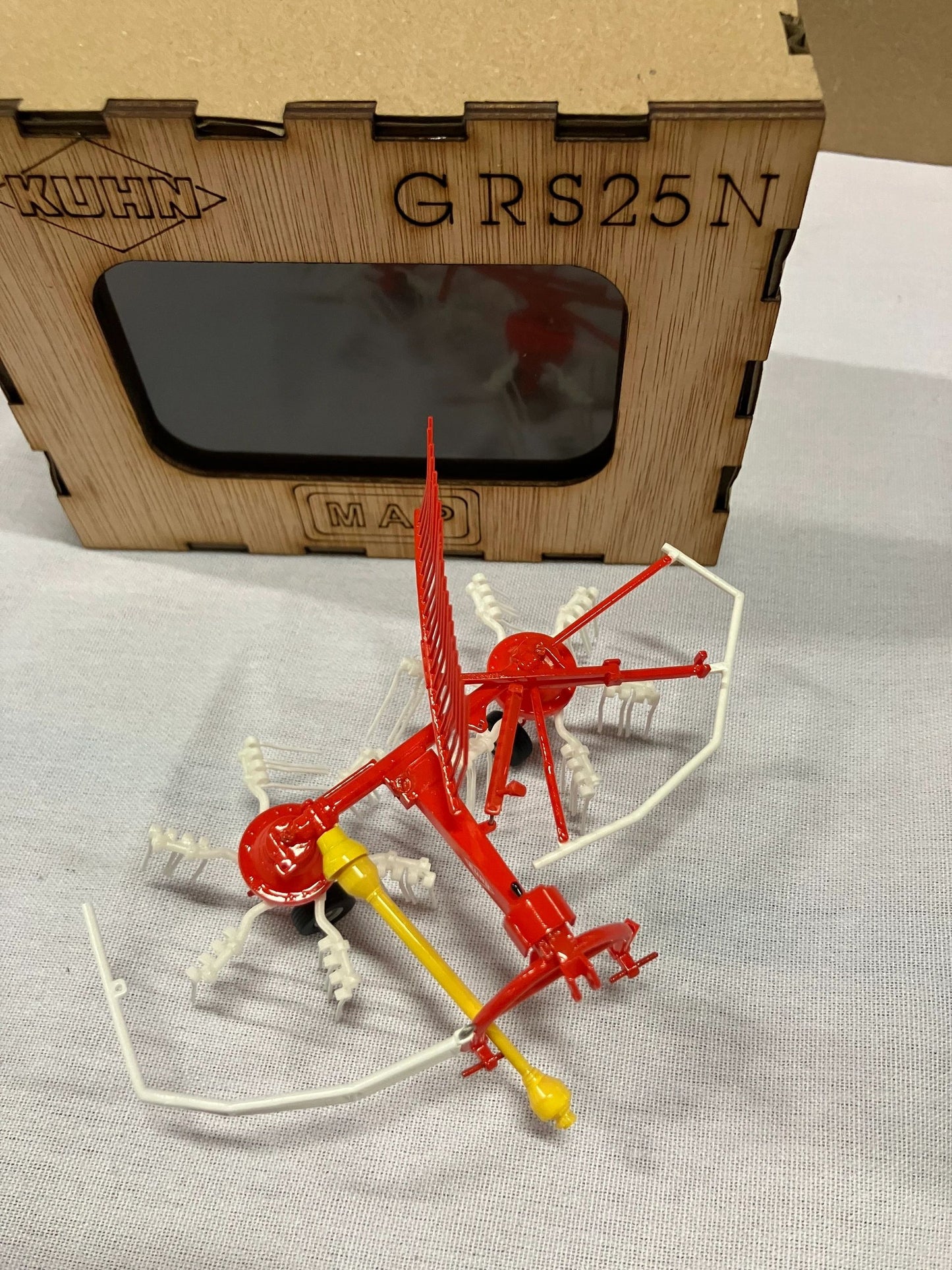 MAP Miniagripassion Kuhn GRS 25 N Tedder Rake Scratch built COLLECTION ONLY Image 3