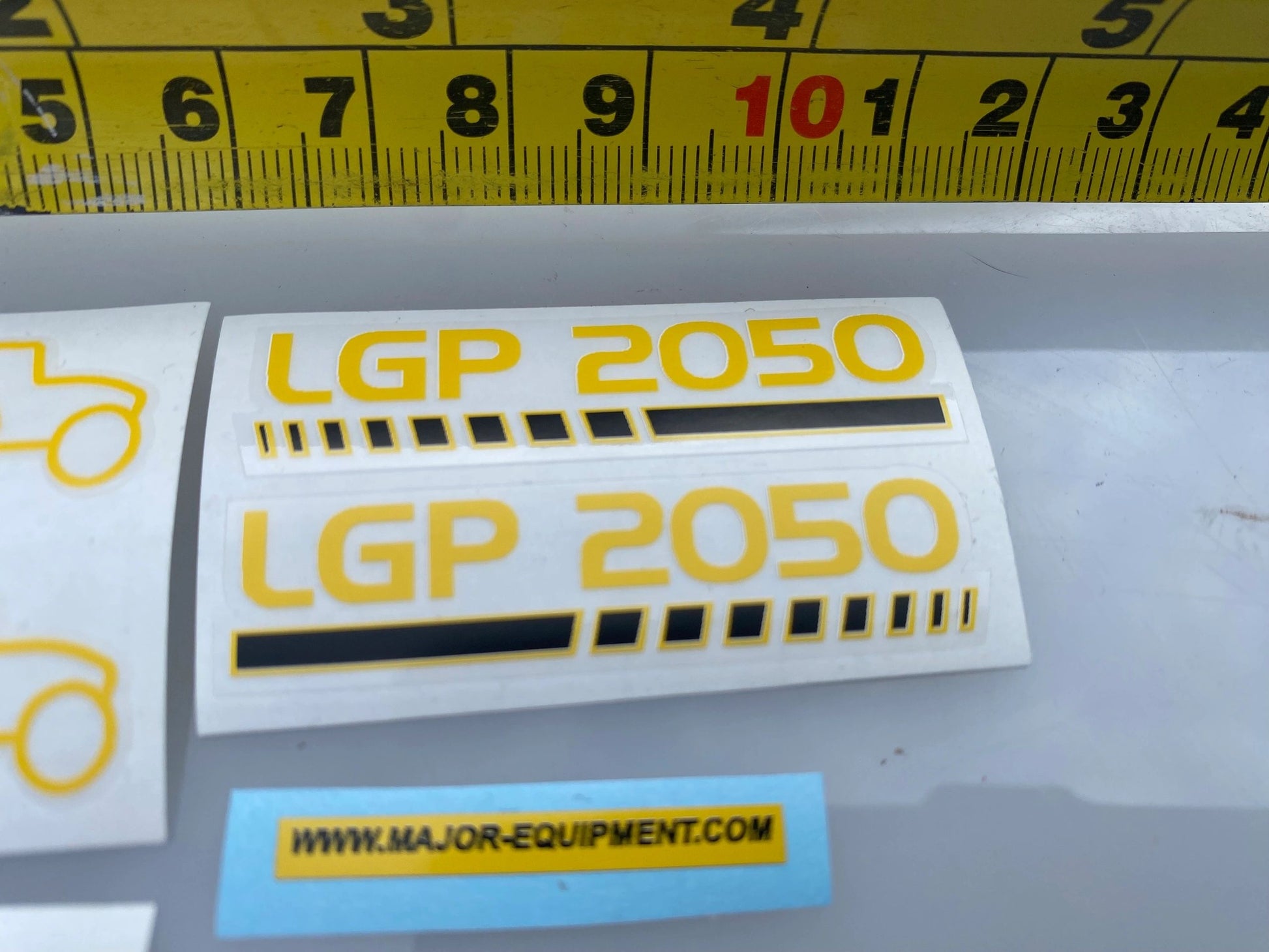 Major LGP 2050 slurry tanker pre cut professional High quality vinyl set of white decals 1:32 scale Image 3