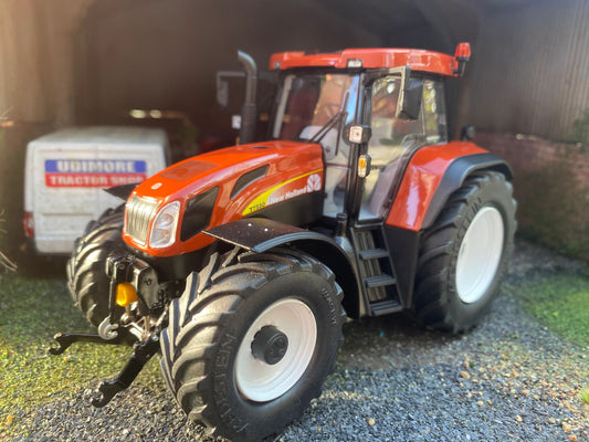 Marge Models Limited Edition Terracotta New Holland T7550 Tractor 1:32 scale Image