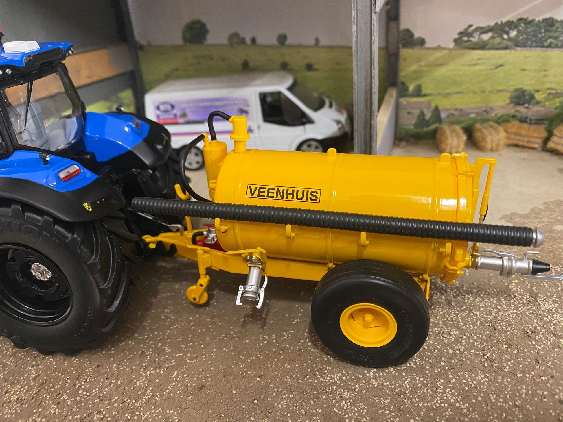 Marge Models Veenhuis Populair 3200 Litre Slurry Tanker 1:32 scale Image 5