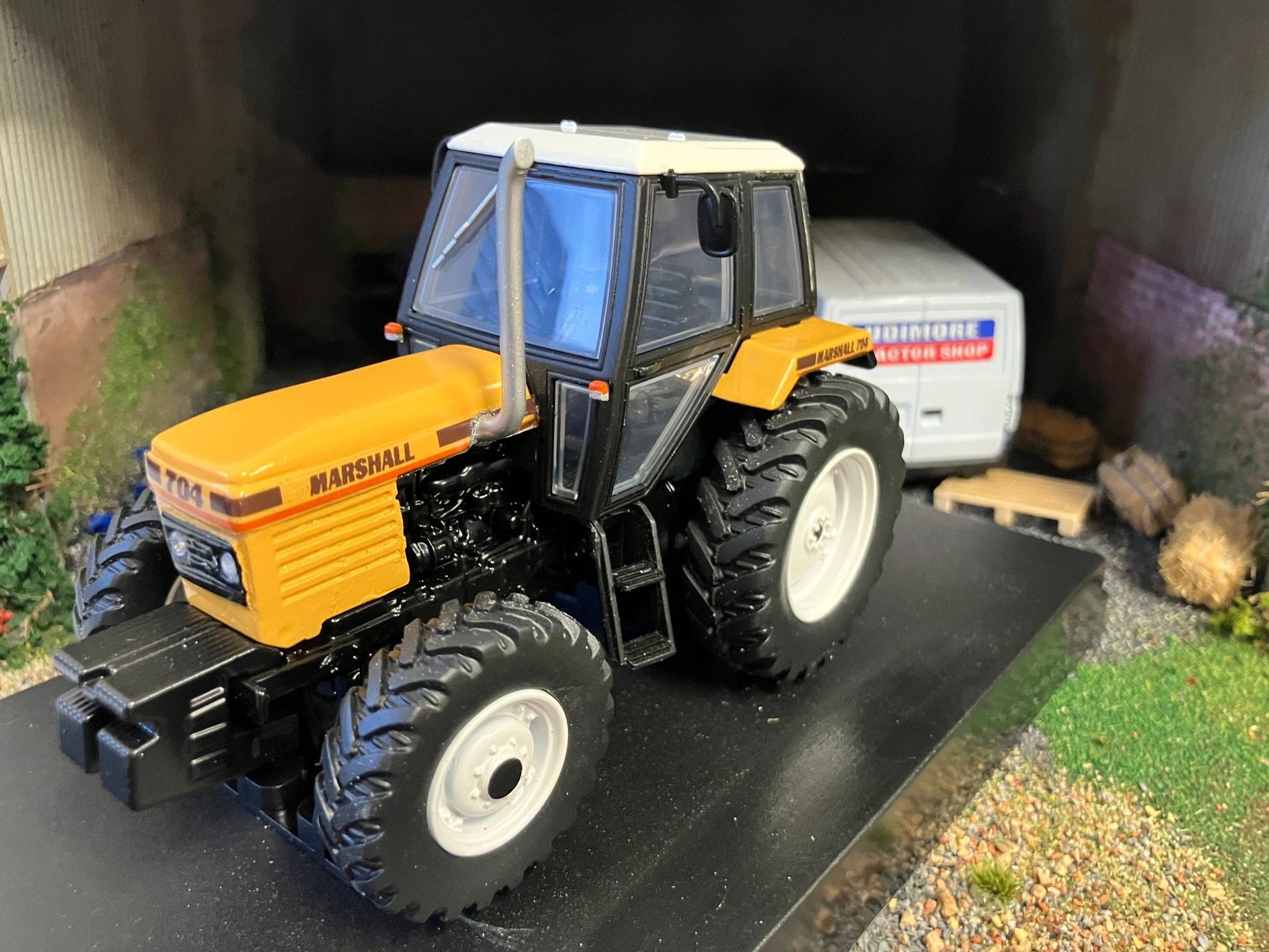 Marshall 704 4wd Tractor Conversion 1:32 scale Image 4