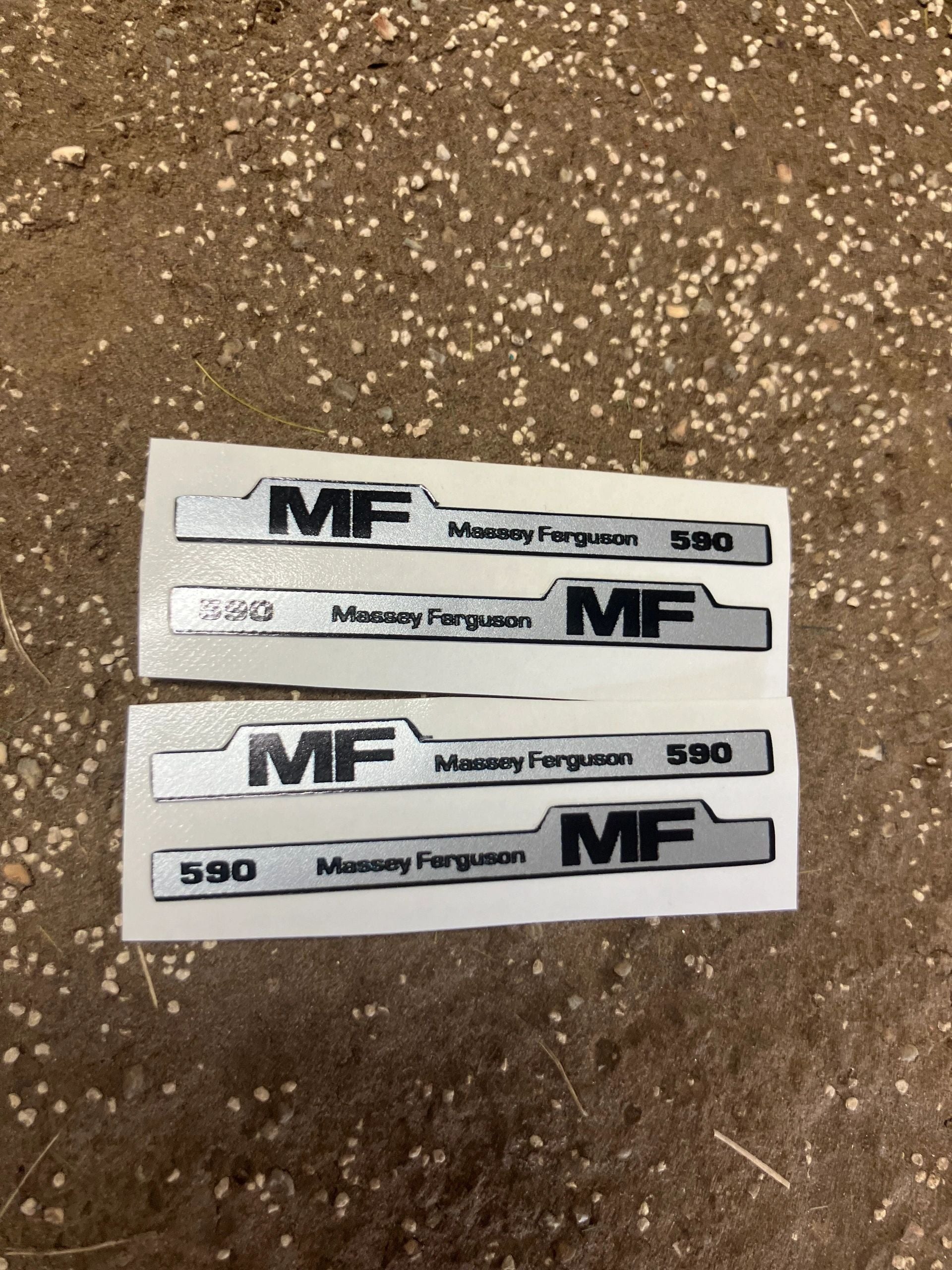 Massey Ferguson 590 Tractor Professional pre cut bonnet decals 4 x 45mm High quality vinyl huge pack decals Tractor bonnet farm machinery 1:32 scale Image 3