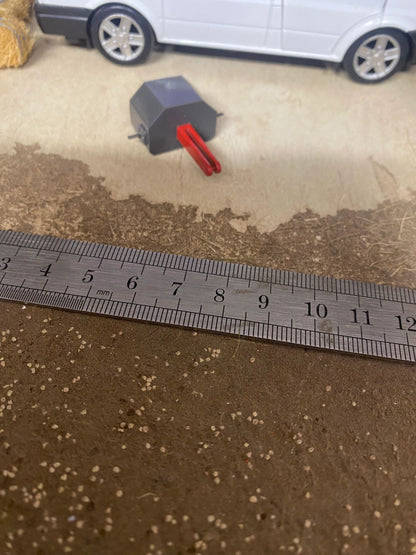 Massey Ferguson Tractor Grey Red Front weight tractor system farm 1:32 scale Image 4