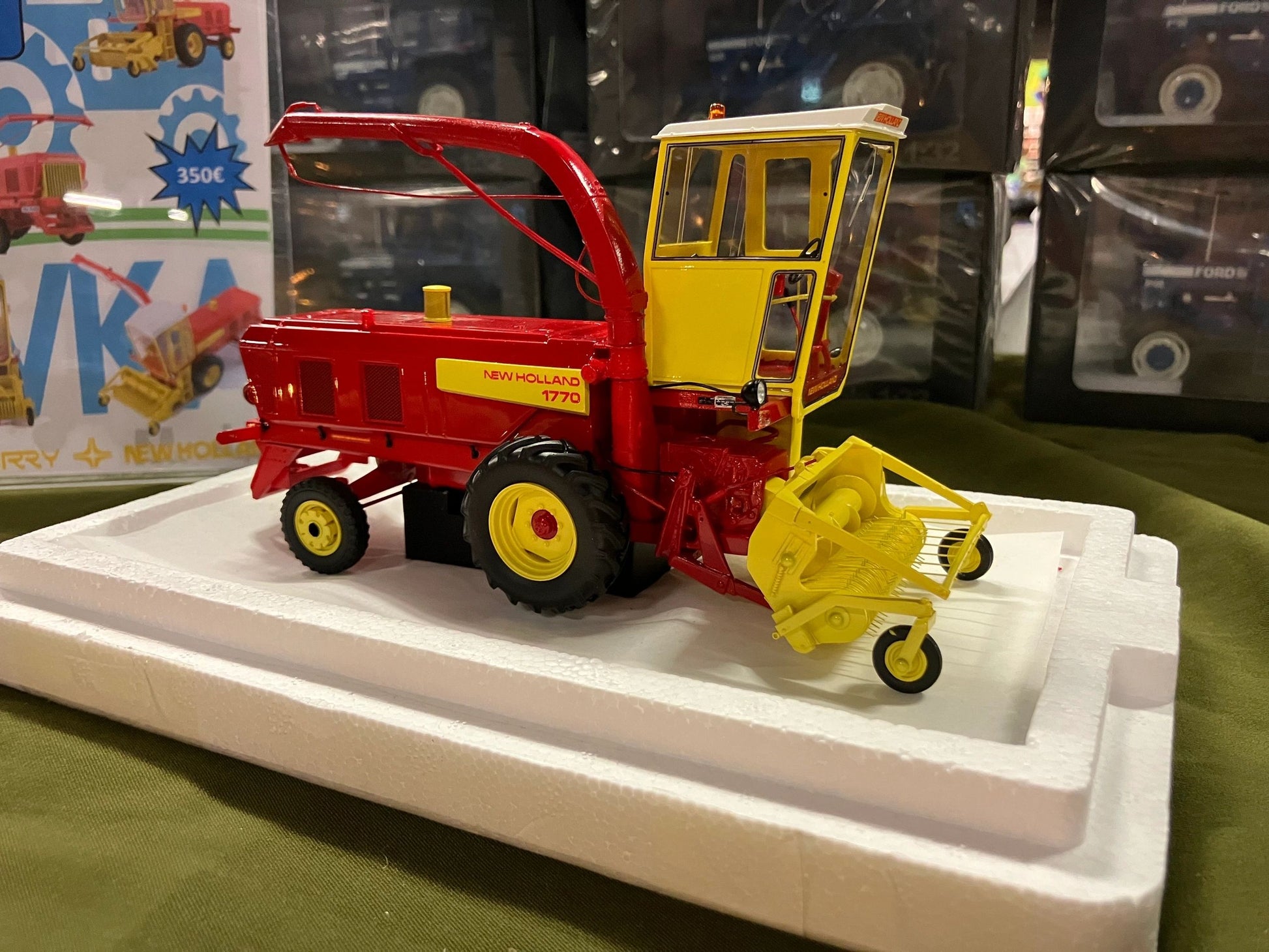 New Holland 1770 Forage Harvester Limited Edition Stunning in 1:32 scale VKA Models Image 5