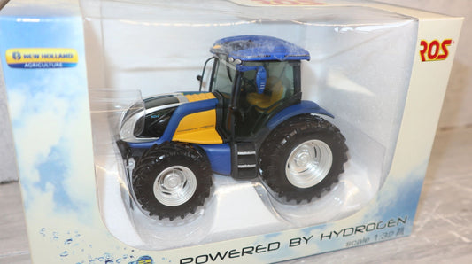 New Holland Hydrogen Tractor 1:32 scale Boxed ROS Limited Edition Image