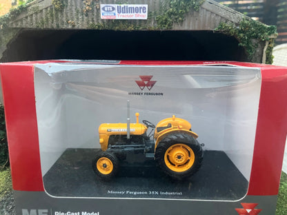 Obsolete Universal Hobbies Industrial Massey Ferguson 35x Tractor 1:32 Dealer Box Image 6