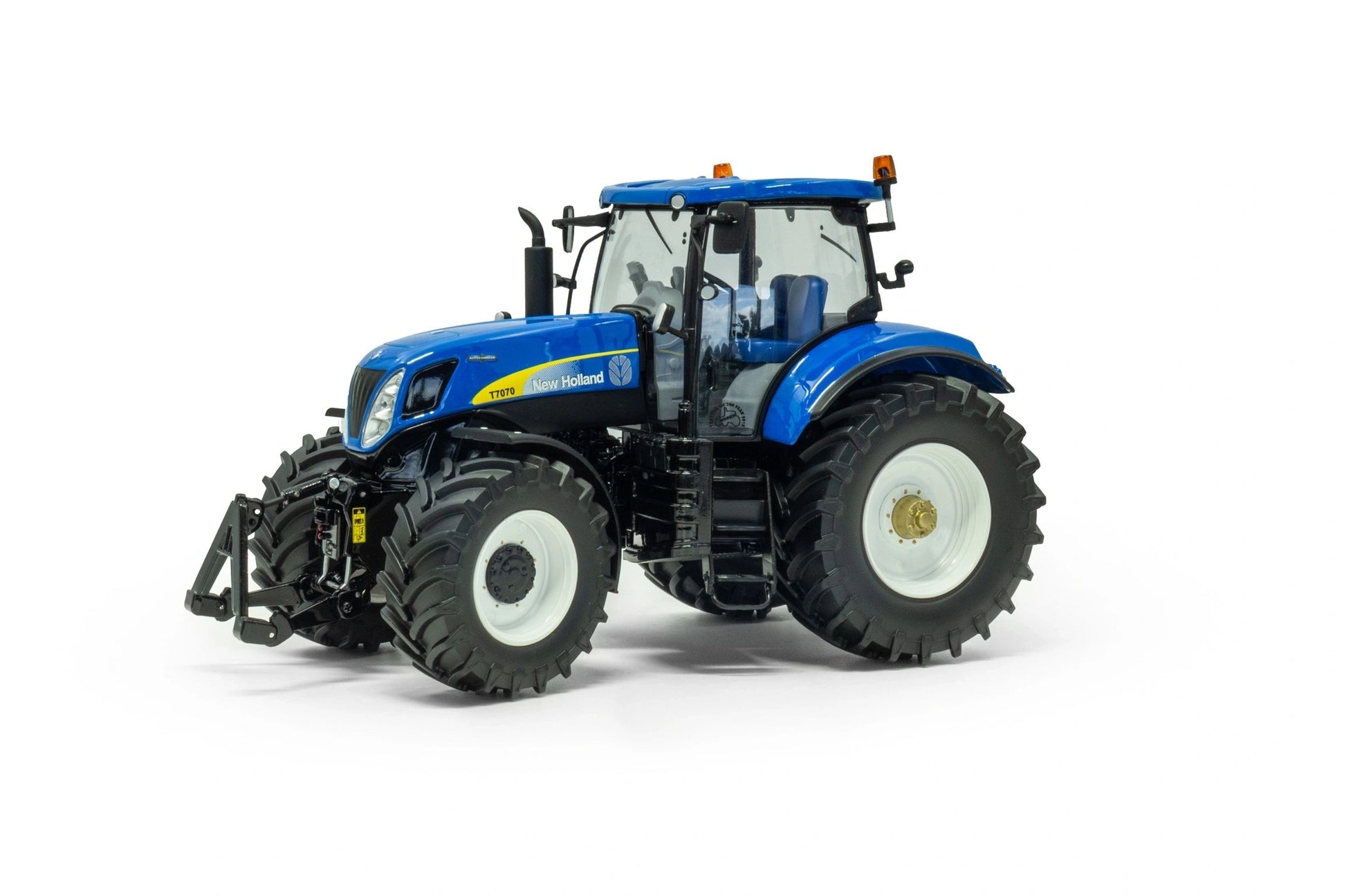 PRE ORDER New Holland T7070 Auto Command Tractor 1:32 scale Boxed ROS Image