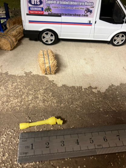 PTO shaft 30mm Yellow tractor farm machinery 1:32 scale Image
