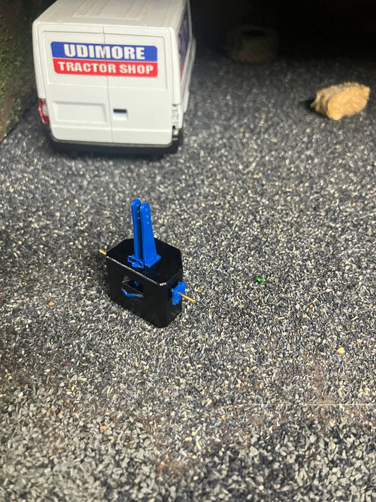 Perfect32 New Holland Tractor Front Wright Weight 1:32 scale Image 2