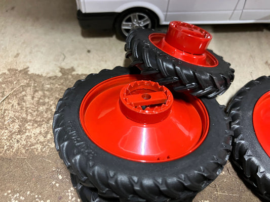 RED Row Crop 20pc Tractor wheel set 1:32 scale 63mm x 10mm , 49mm x 10mm duals Image 2