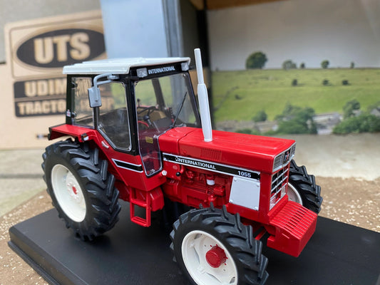 REP063 Replicagri International 1055 tractor 1:32 scale Boxed Image