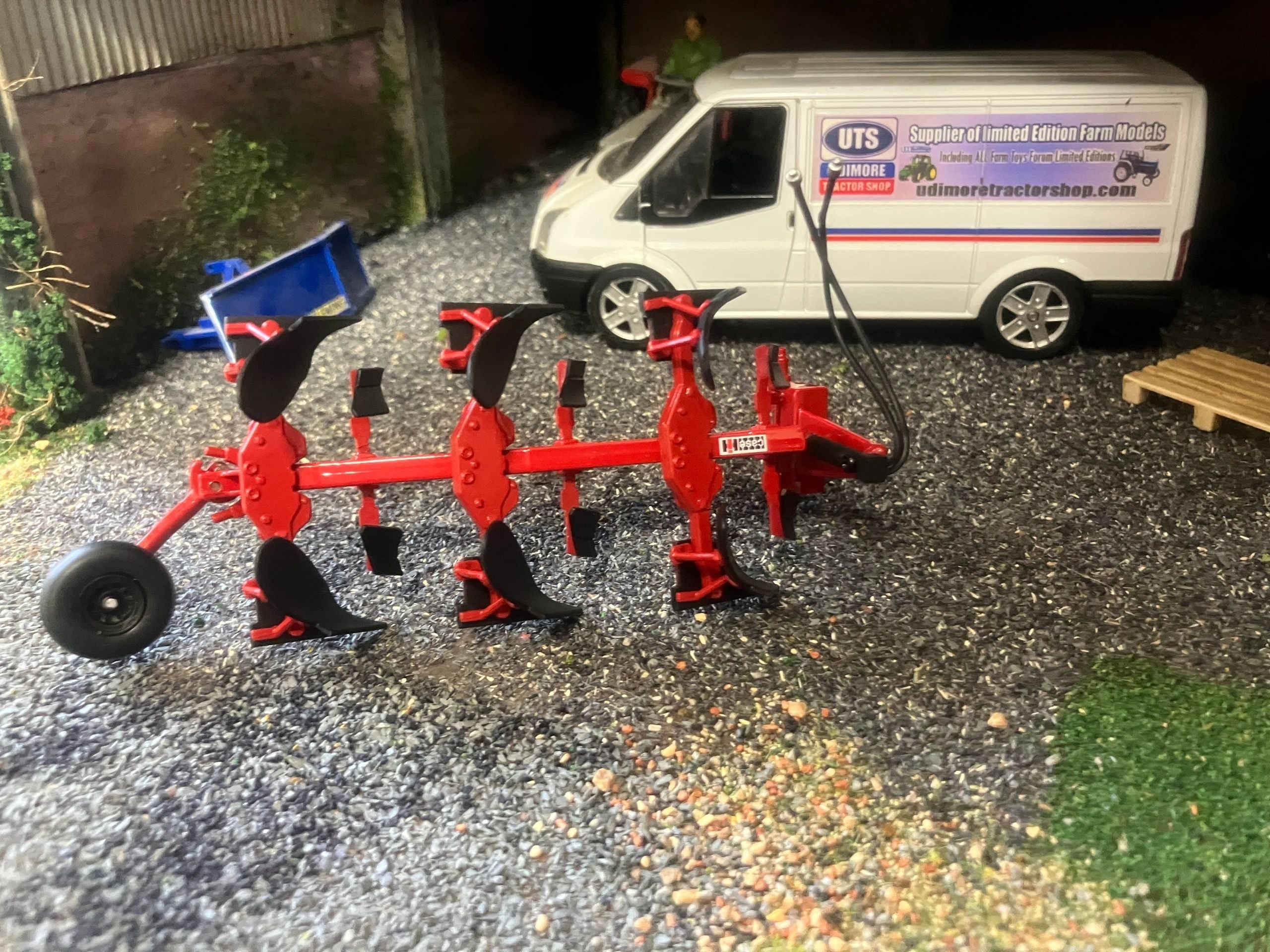 REP102 Replicagri CASE IH 155 3 Furrow Plough 1:32 scale Boxed ...