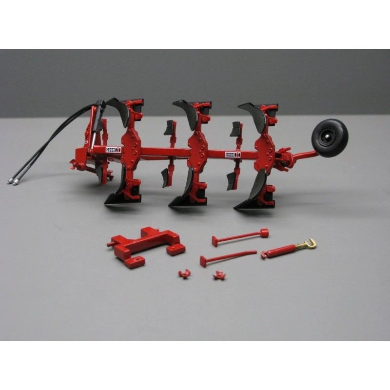 REP102 Replicagri CASE IH 155 3 Furrow Plough 1:32 scale Boxed Image 8