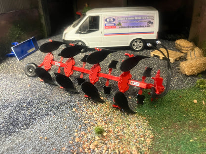 REP103 Replicagri CASE IH 155 4 Furrow Plough 1:32 scale Boxed Image