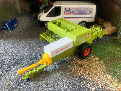 REP106 Replicagri Claas Markant Baler 1:32 scale Boxed Image