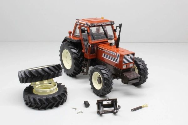 REP117 Replicagri Fiat 140-90 DT with duals tractor 1:32 scale Boxed Image 8