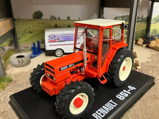 REP124 Replicagri Renault 851-4 tractor 1:32 scale Boxed Image