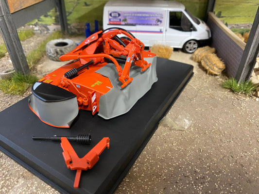 REP139 Replicagri Kuhn FC 3125 Front Mower 1:32 scale Boxed Image 2