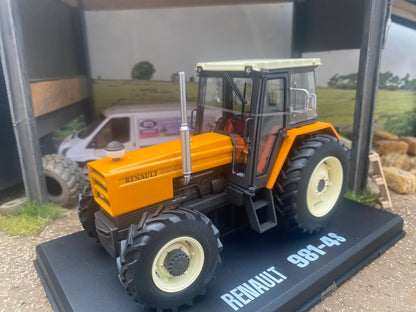 REP178 Replicagri Renault 981-4 tractor 1:32 scale Boxed Image