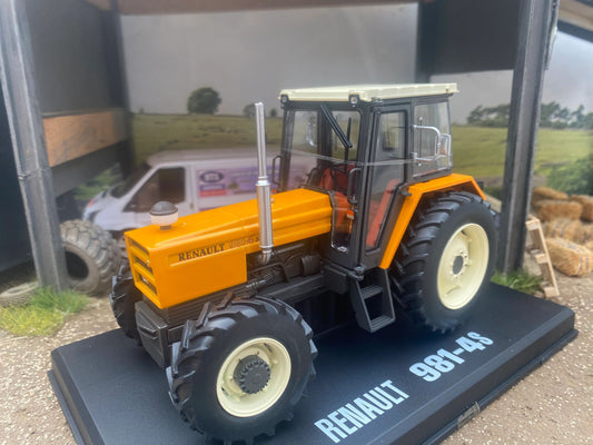 REP178 Replicagri Renault 981-4 tractor 1:32 scale Boxed Image